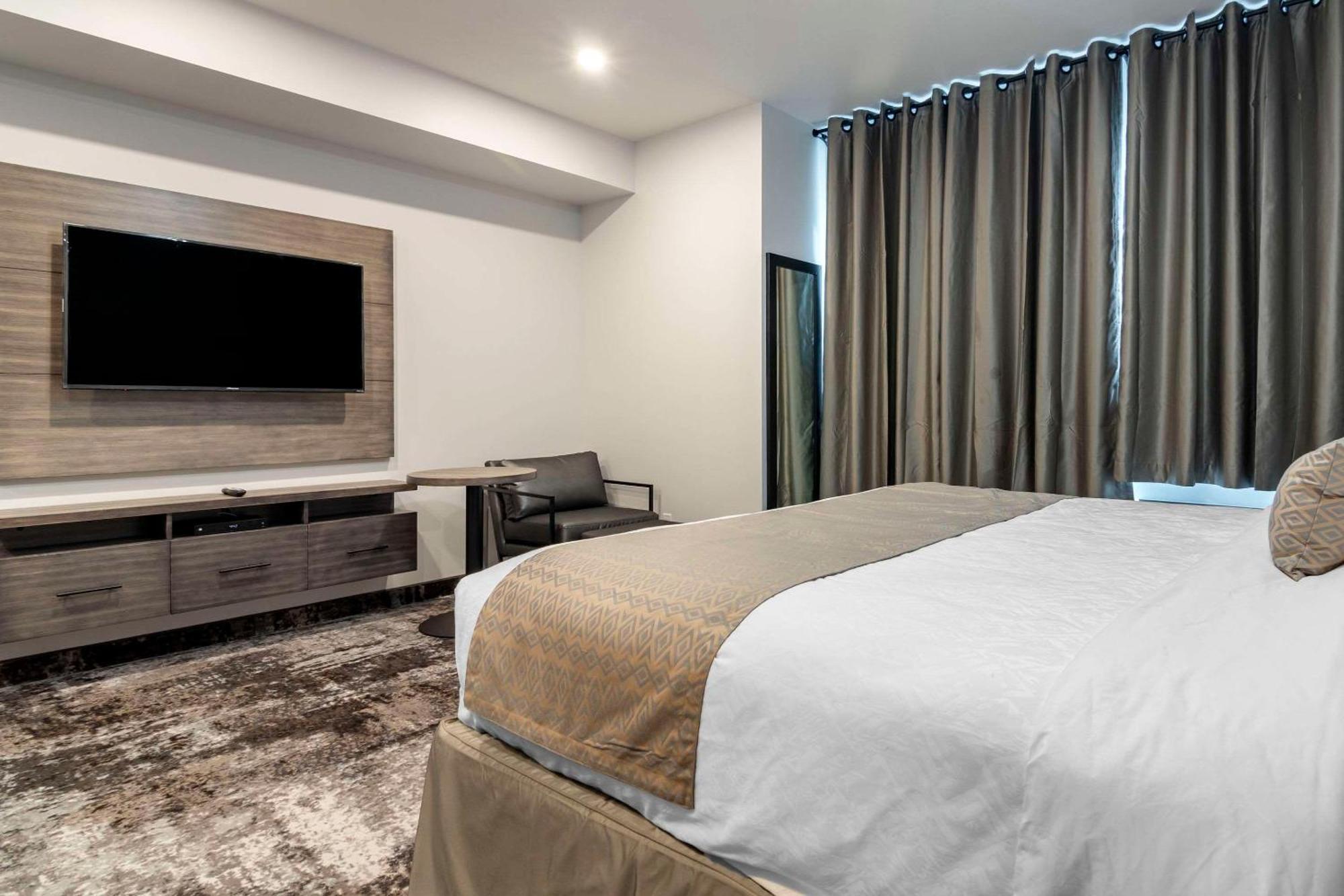 The Hue Hotel, Ascend Hotel Collection Kamloops Luaran gambar