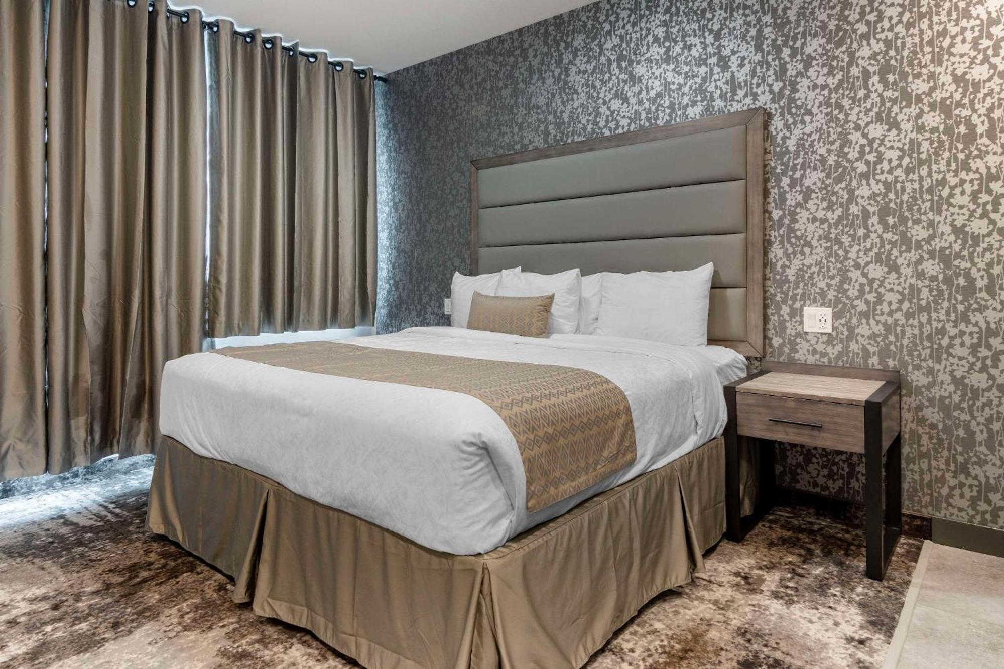 The Hue Hotel, Ascend Hotel Collection Kamloops Luaran gambar