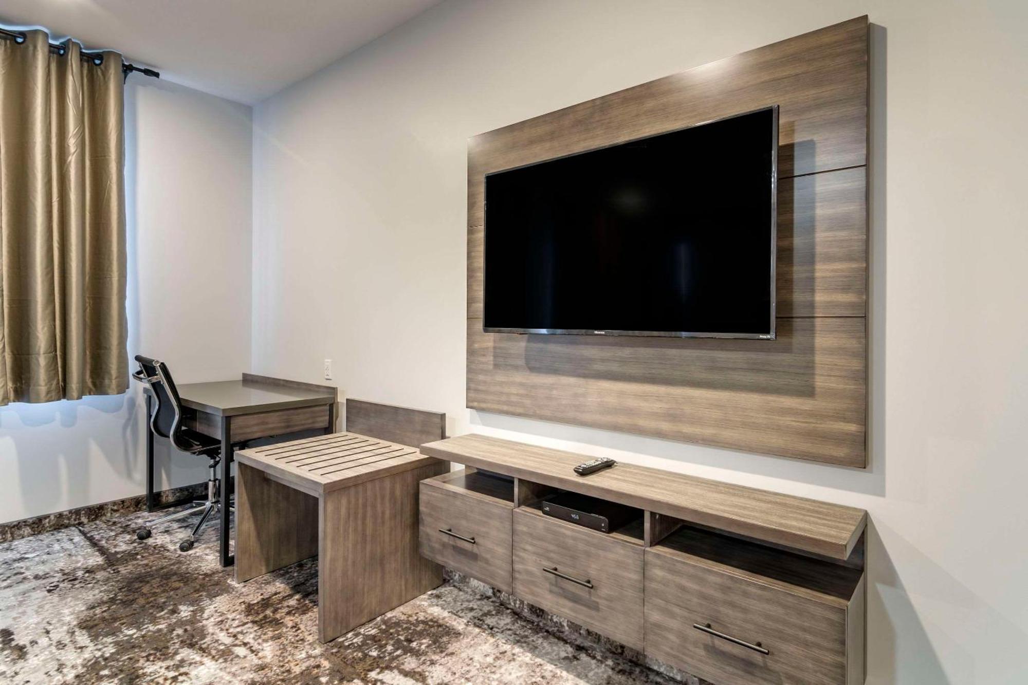 The Hue Hotel, Ascend Hotel Collection Kamloops Luaran gambar