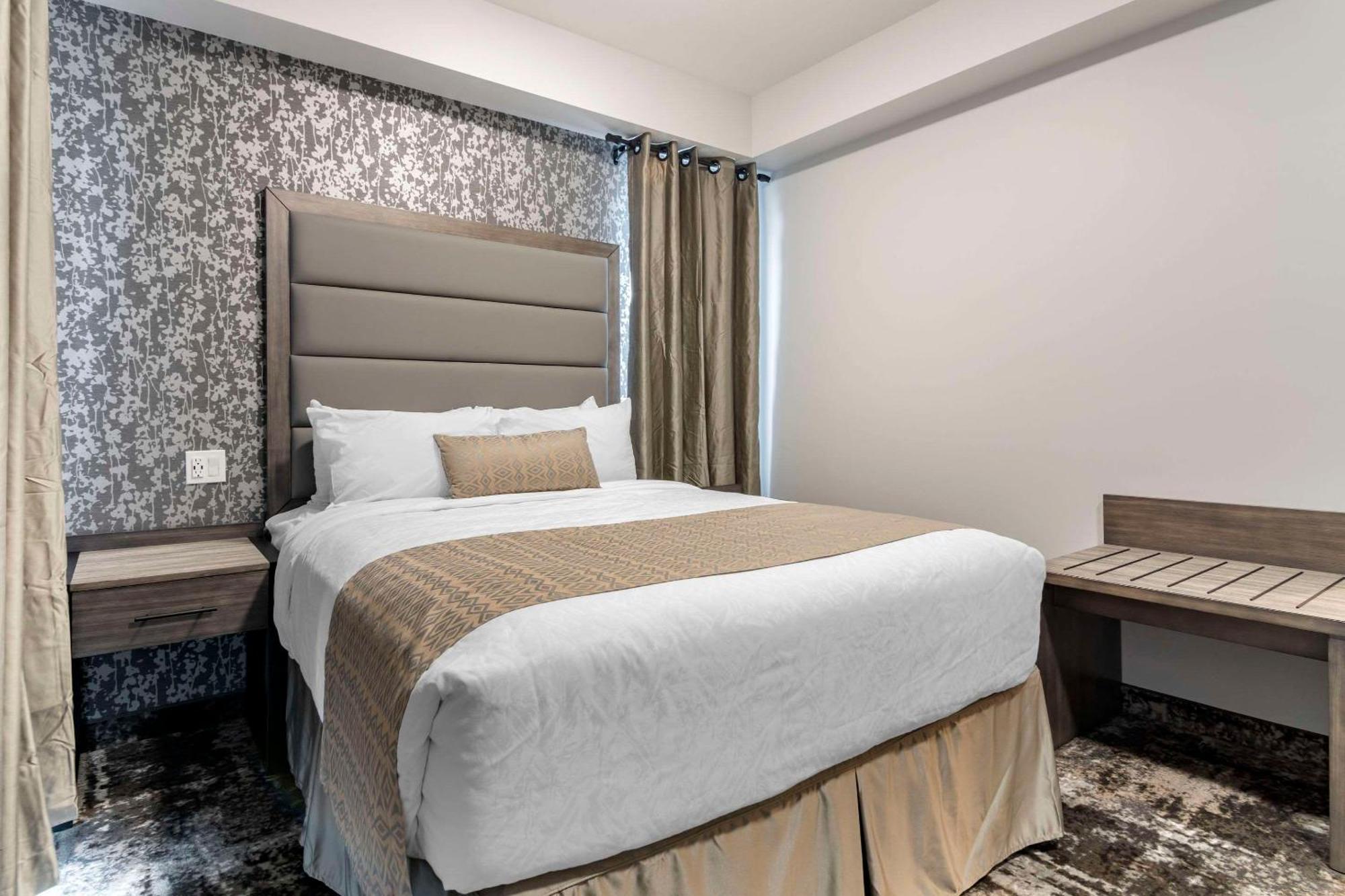 The Hue Hotel, Ascend Hotel Collection Kamloops Luaran gambar